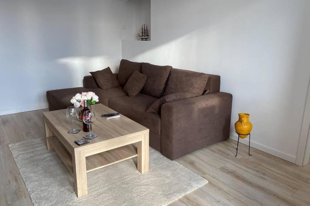 Magheru Cozy New Apartament 2 Rooms Бухарест Екстер'єр фото